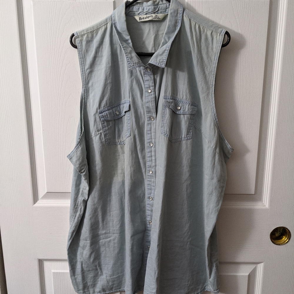 Sleeveless chambray top